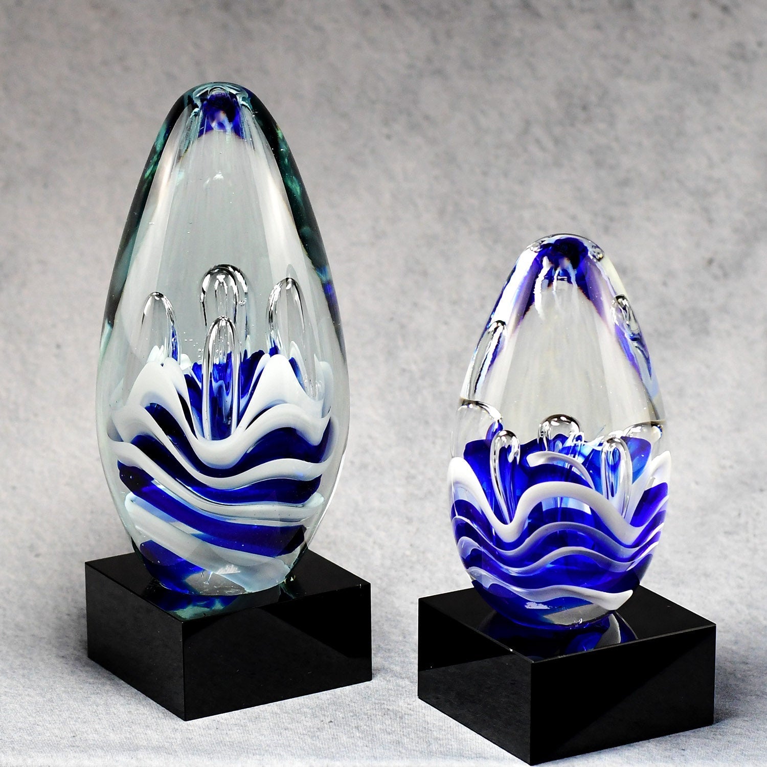 Blue And White Art Glass Egg | Alliance Awards LLC.