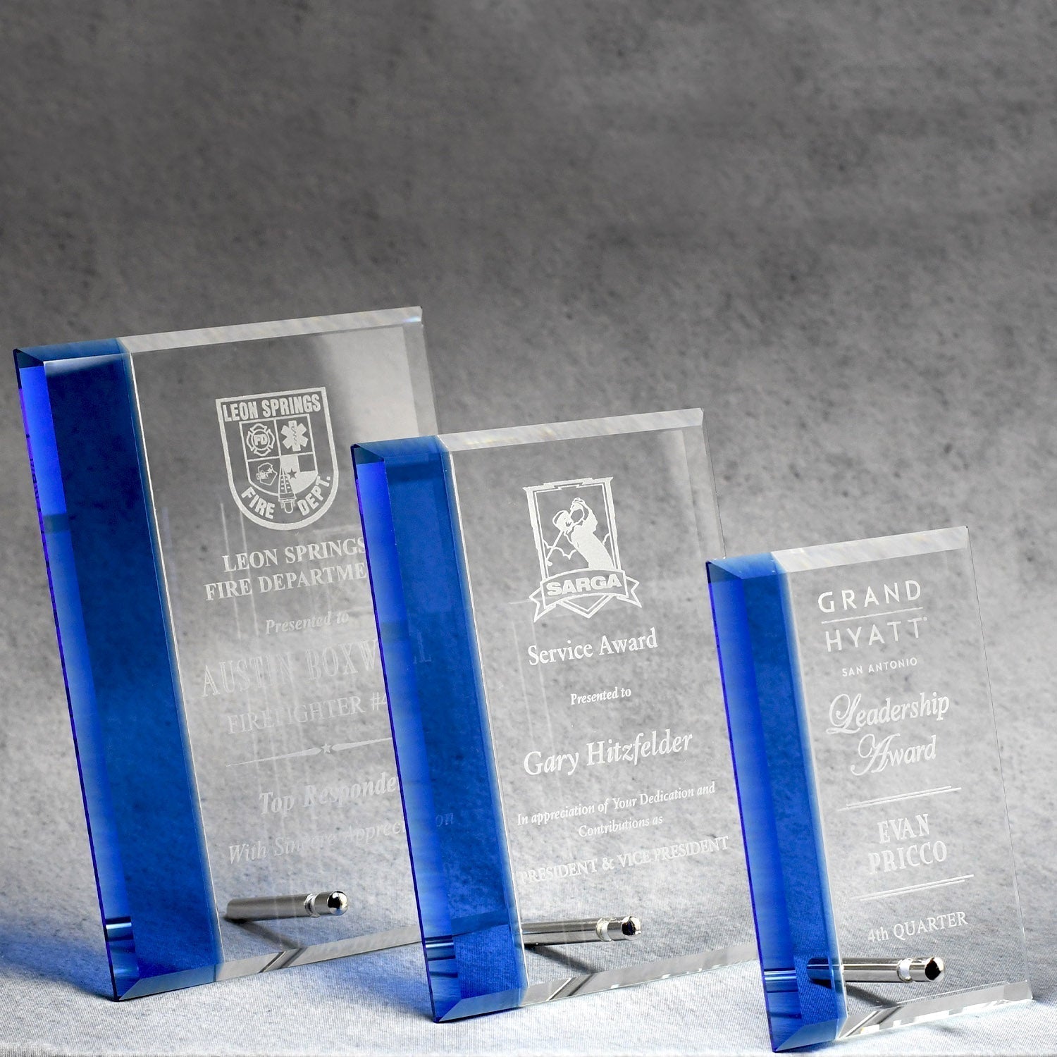 Economy Glass Plaque With Blue Accent | Alliance Awards LLC.