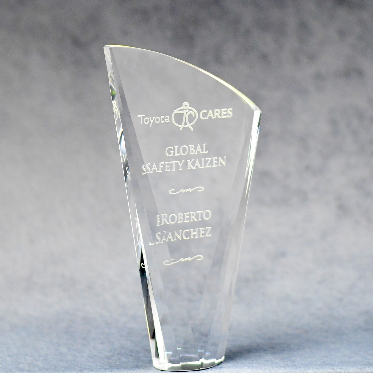 Spectra Color Crystal Sail | Alliance Awards LLC.